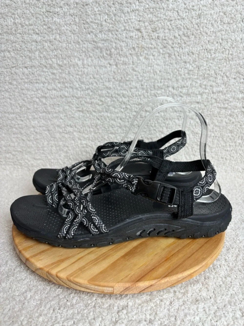 Skechers Sandals Womens 10 Reggae Happy Rainbow Outdoor Sport Comfort in Black